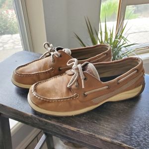 Sperry Topsider